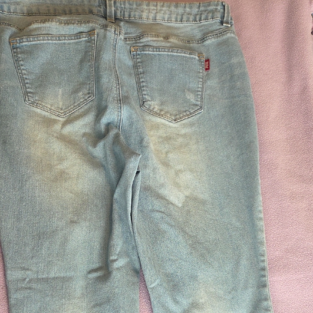 Embroidered Ankle Crop Jeans - Light Teal Green - Picture 5 of 8